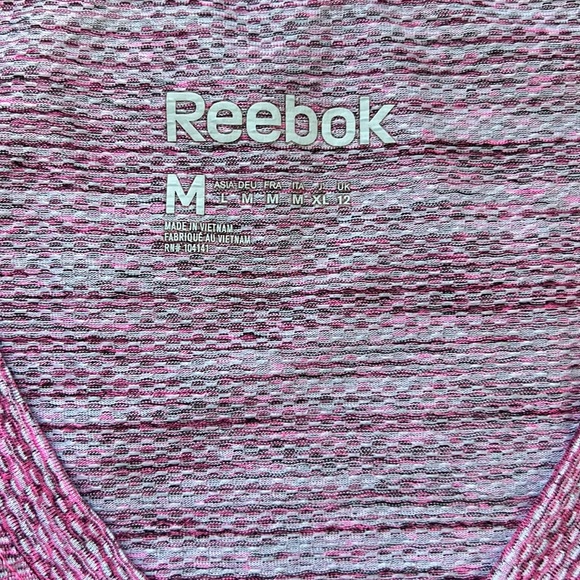 Bundle of 3 Reebok tops - Picture 4 of 11